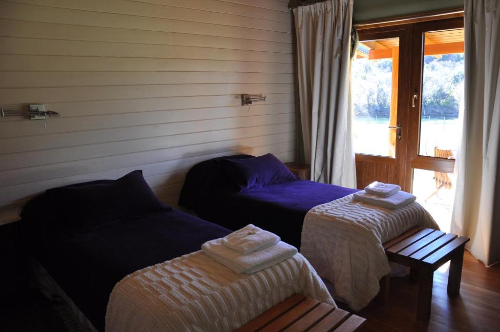 Hosteria Ruca Kitai Villa Lago Rivadavia ภายนอก รูปภาพ