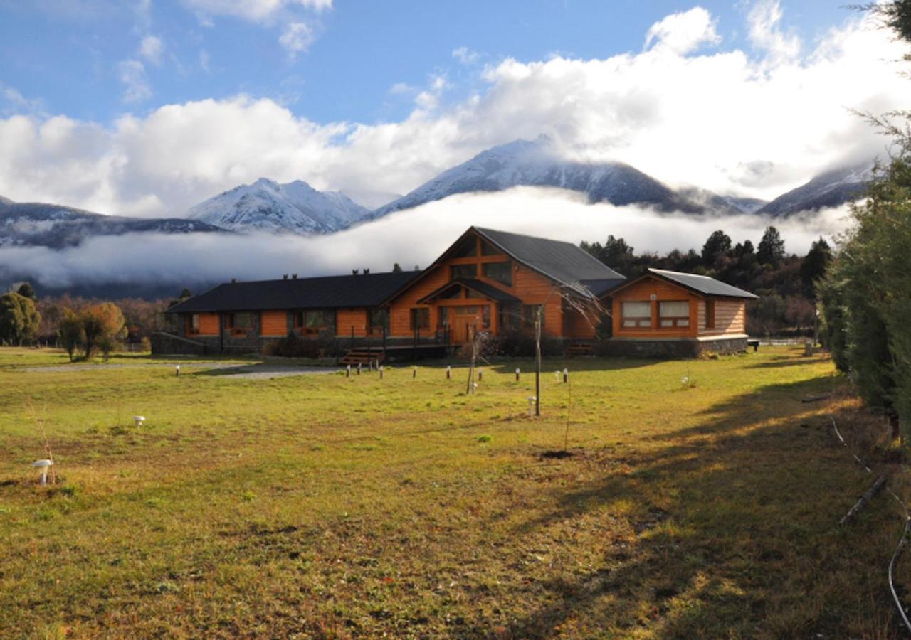 Hosteria Ruca Kitai Villa Lago Rivadavia ภายนอก รูปภาพ